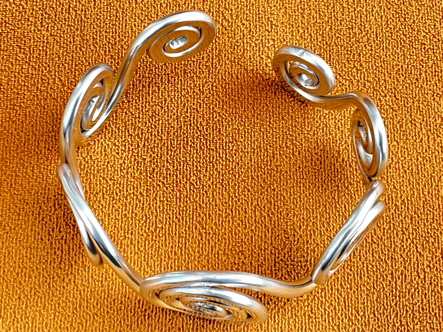 Spiral Geometry Statement Bracelet – Hypoallergenic Modern Metal Design