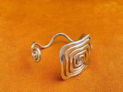 Handcrafted Spiral Cuff Bracelet – Hypoallergenic Aluminum Jewelry