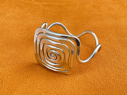 Handcrafted Spiral Cuff Bracelet – Hypoallergenic Aluminum Jewelry