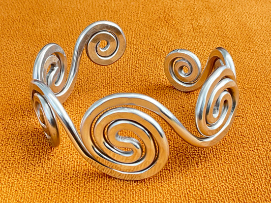Spiral Geometry Statement Bracelet – Hypoallergenic Modern Metal Design